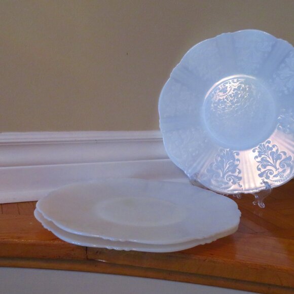 3 VTG Macbeth Evans American Sweetheart White Chop Plate Platters, 1930 - Picture 7 of 9